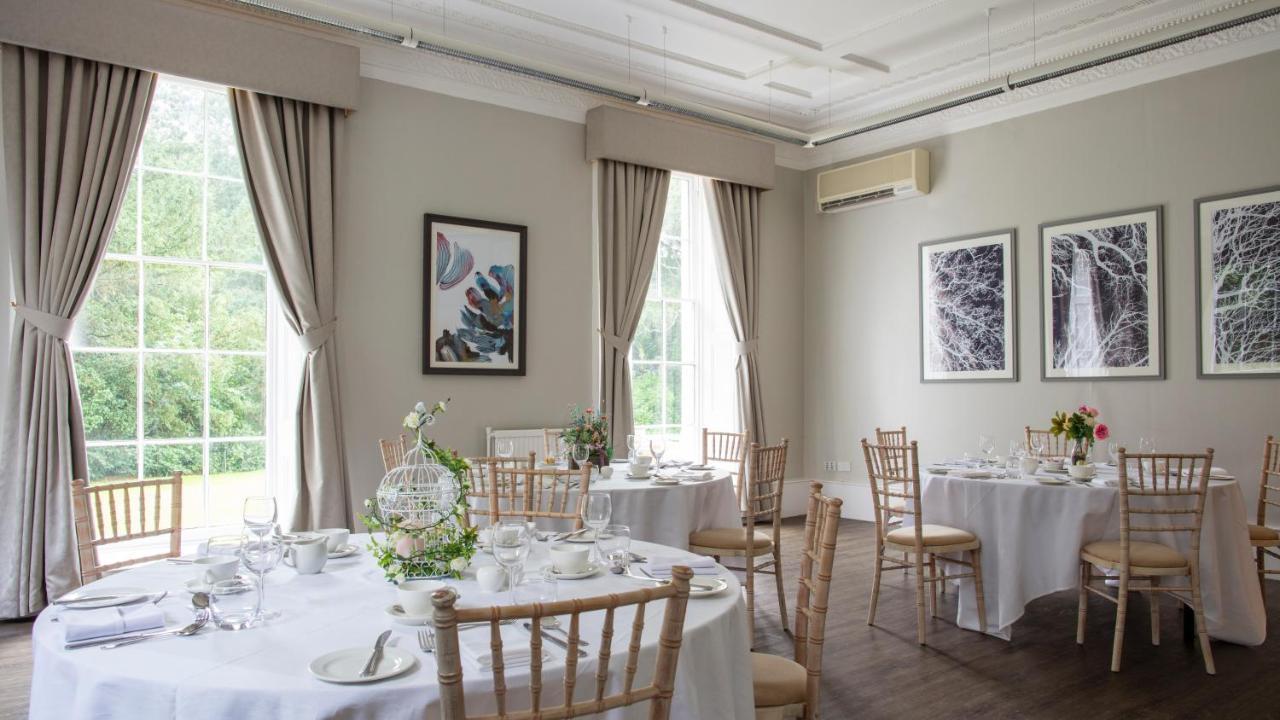 Eastwood Hall Buitenkant foto